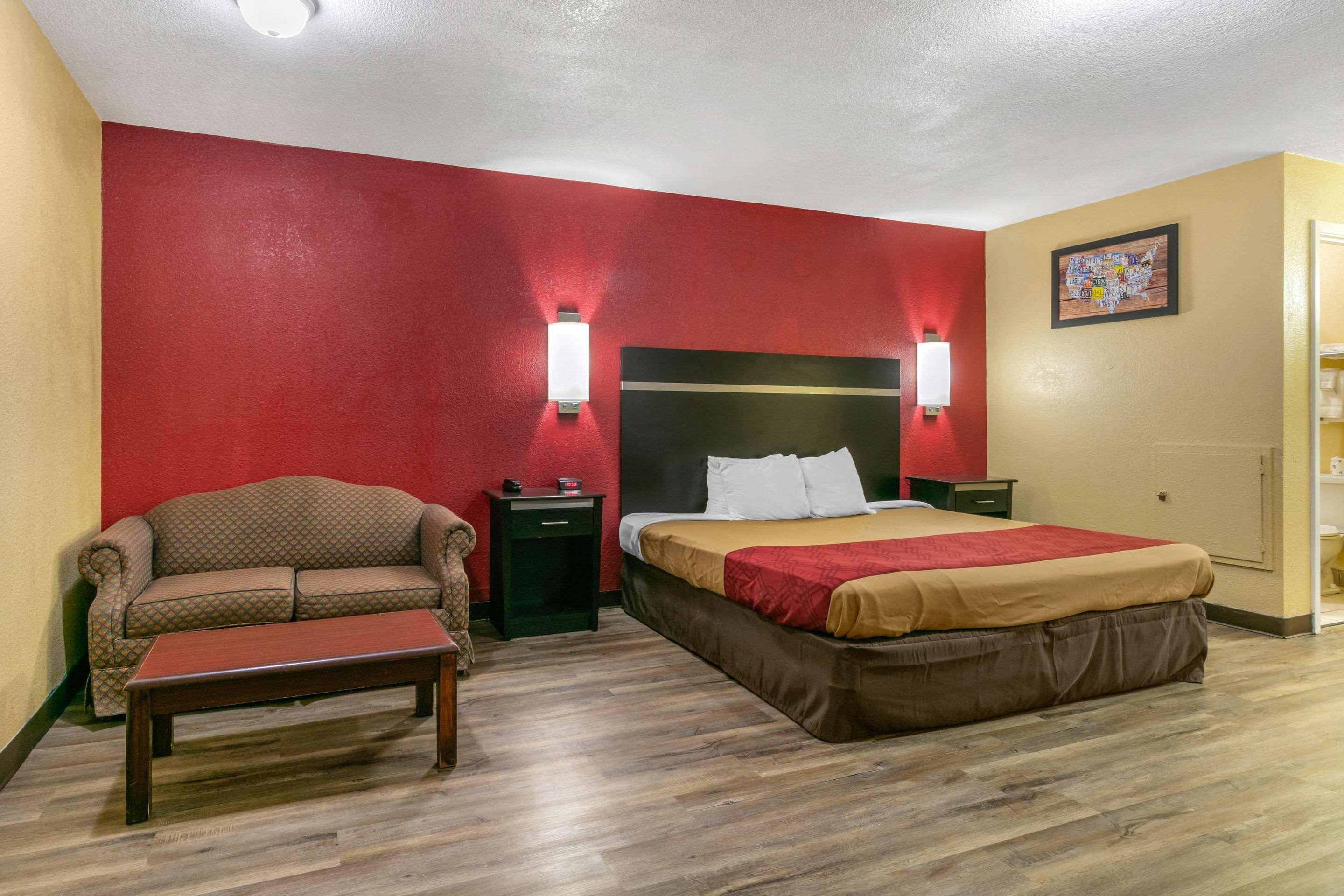 Econo Lodge Jonesboro Bagian luar foto
