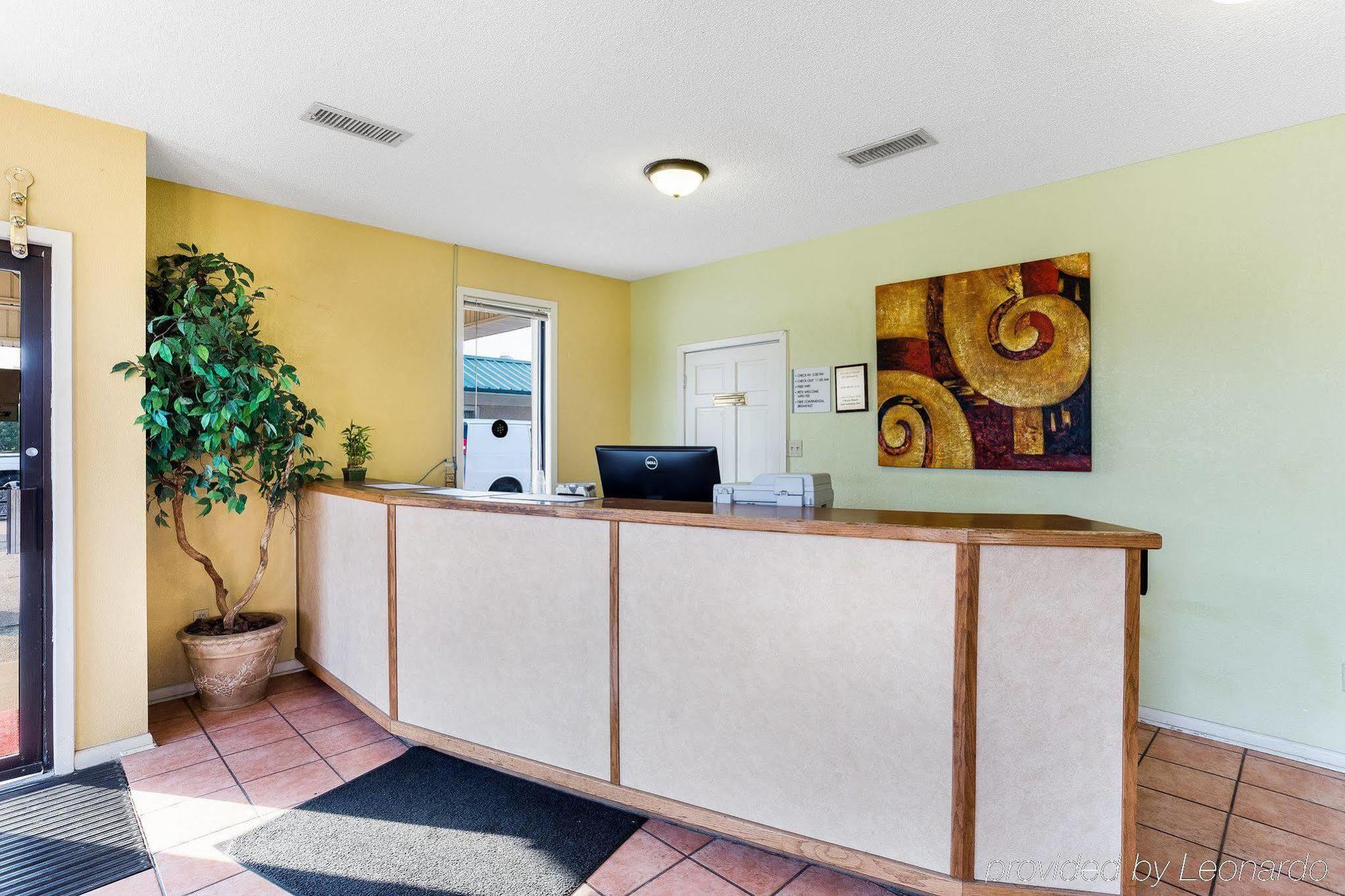Econo Lodge Jonesboro Bagian luar foto